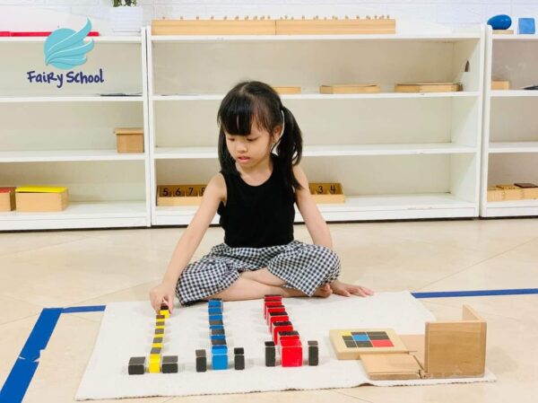 Hoạt động Montessori của các bạn nhỏ FaiRy School