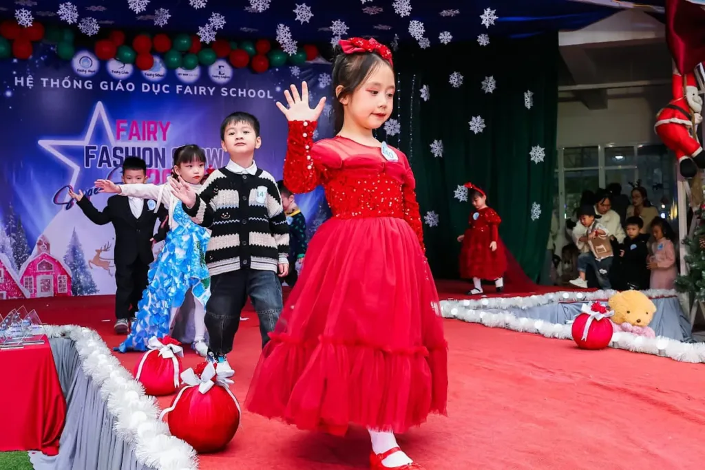 FAIRY FASHION SHOW 2025 – SUPERSTAR: ĐÊM HỘI RỰC RỠ, NƠI NHỮNG ƯỚC MƠ TỎA SÁNG