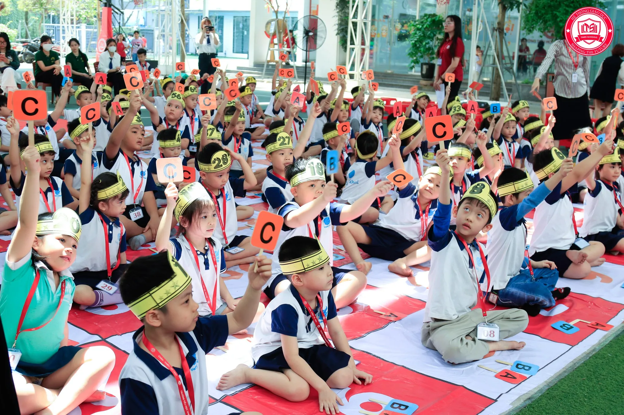 Fairy School Rực Rỡ Tỏa Sáng Tại Cuộc Thi Rung Chuông Vàng Song Ngữ 2025 12 Fairy School Rực Rỡ Tỏa Sáng Tại Cuộc Thi Rung Chuông Vàng Song Ngữ 2025