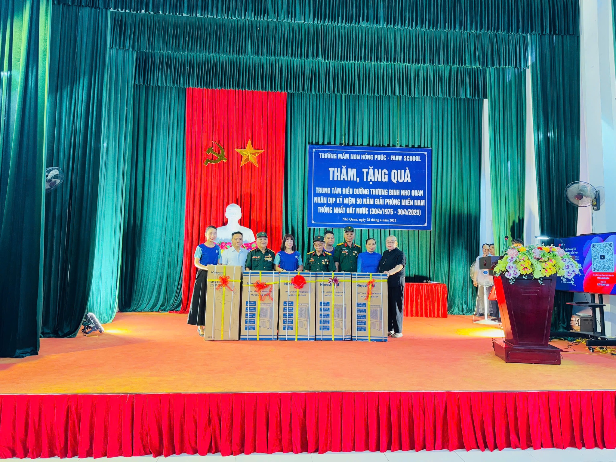 Fairy School tiếp nối chặng đường nhân ái với chuyến thiện nguyện tại Nho Quan