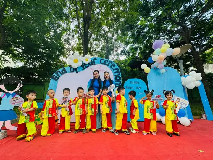 Lễ Tổng Kết Năm Học 2024–2025 & Quốc Tế Thiếu Nhi 1/6 38 Lễ Tổng Kết Năm Học 2024–2025 & Quốc Tế Thiếu Nhi 1/6