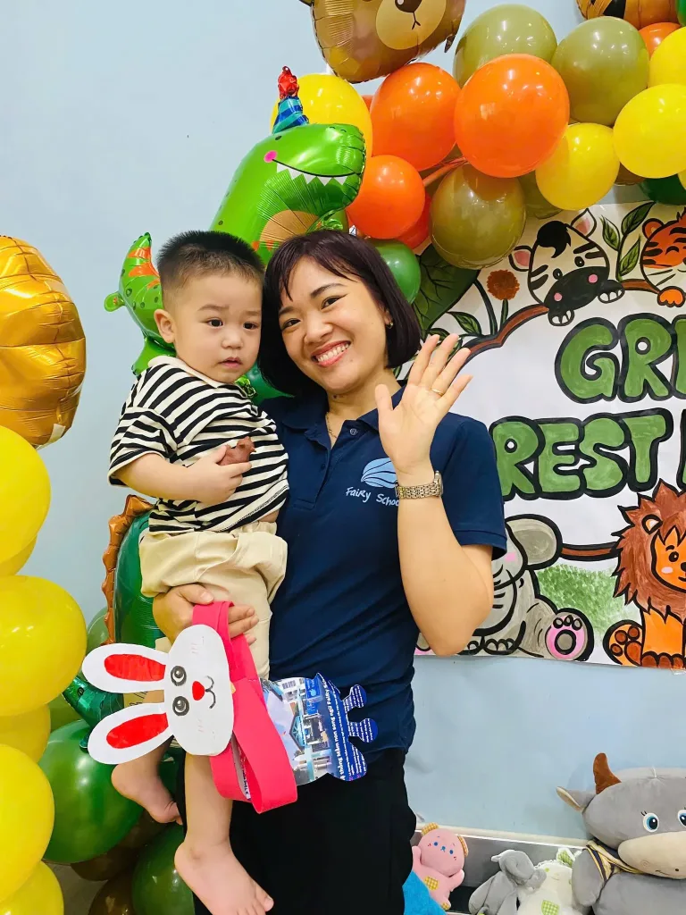 Mùa Hè Rực Rỡ Tại Fairy School – Hành Trình Trải Nghiệm Đa Sắc Màu Cho Trẻ