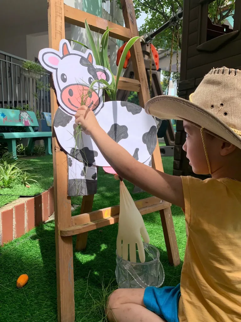 Mùa Hè Rực Rỡ Tại Fairy School – Hành Trình Trải Nghiệm Đa Sắc Màu Cho Trẻ