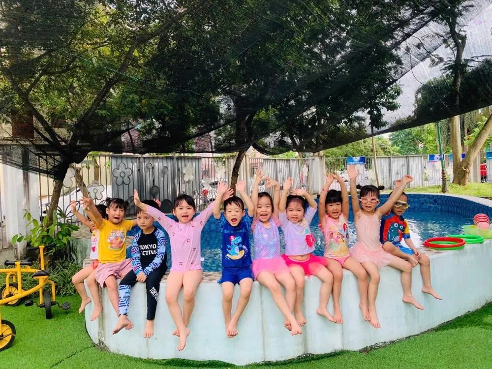 Mùa Hè Rực Rỡ Tại Fairy School – Hành Trình Trải Nghiệm Đa Sắc Màu Cho Trẻ