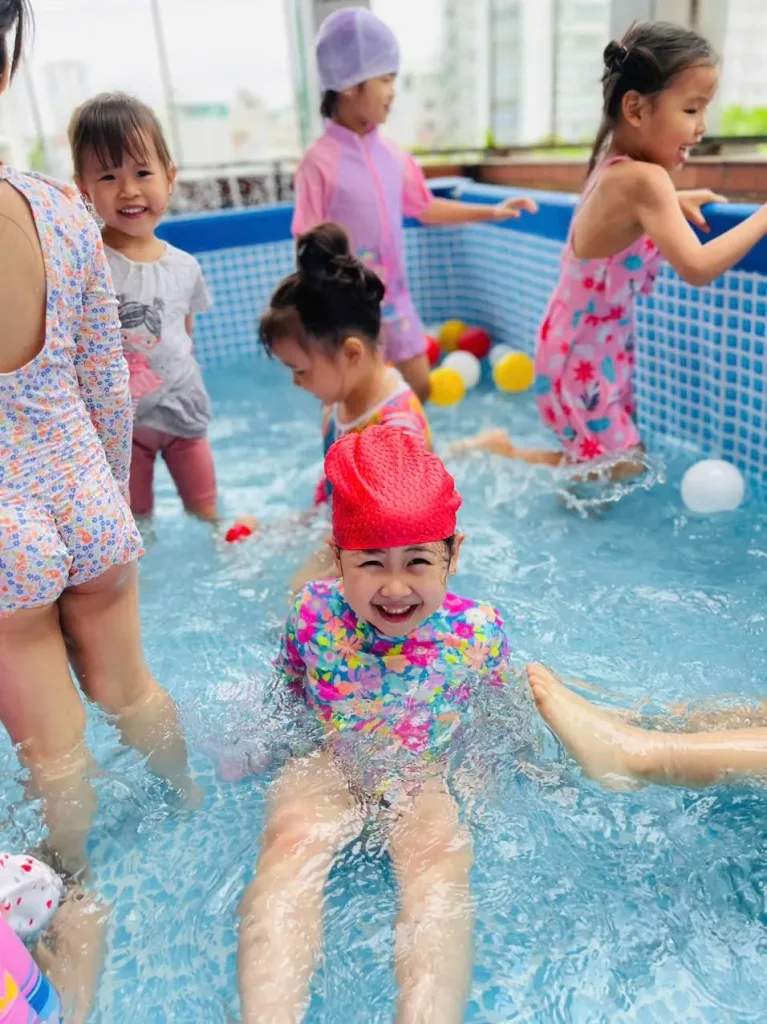 Mùa Hè Rực Rỡ Tại Fairy School – Hành Trình Trải Nghiệm Đa Sắc Màu Cho Trẻ