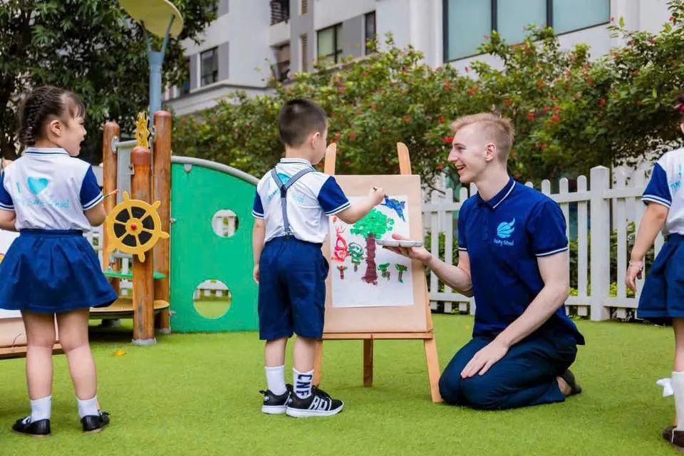 Trại Hè Bán Trú Fairy School 2025